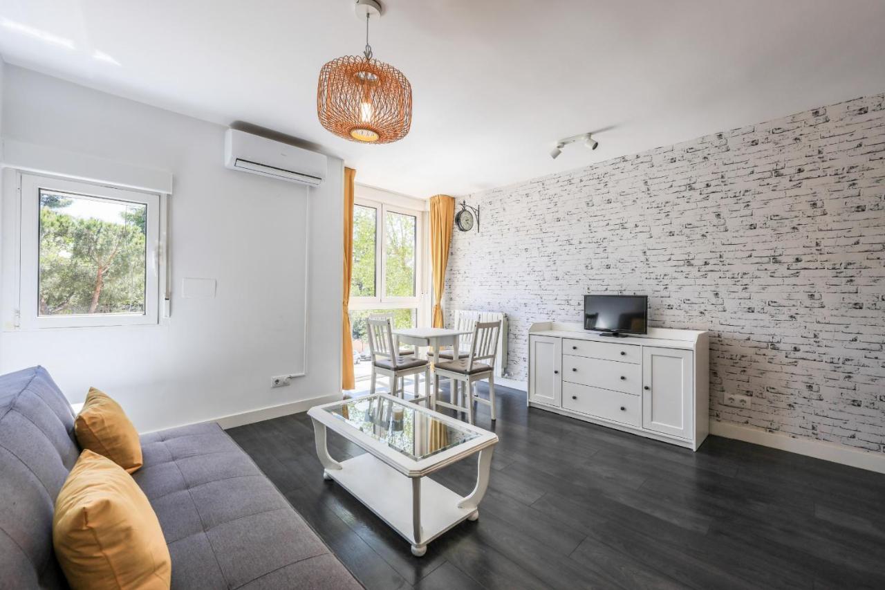 Apartamento Para 5 Personas Cerca De Ifema Y Aeropuerto Alquiler Temporal Madrid Exterior foto