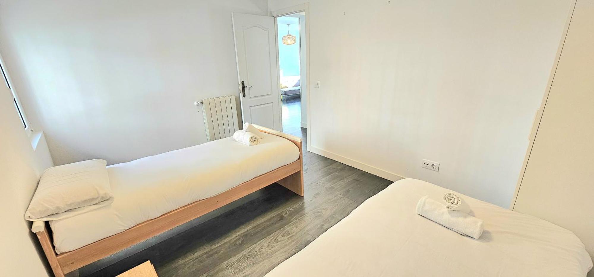 Apartamento Para 5 Personas Cerca De Ifema Y Aeropuerto Alquiler Temporal Madrid Exterior foto